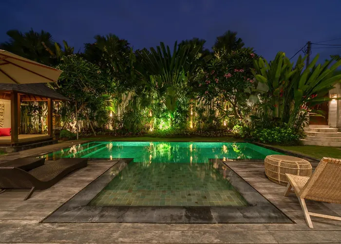 Lisy - Spacious 4br With Large Swimming Pool Villa