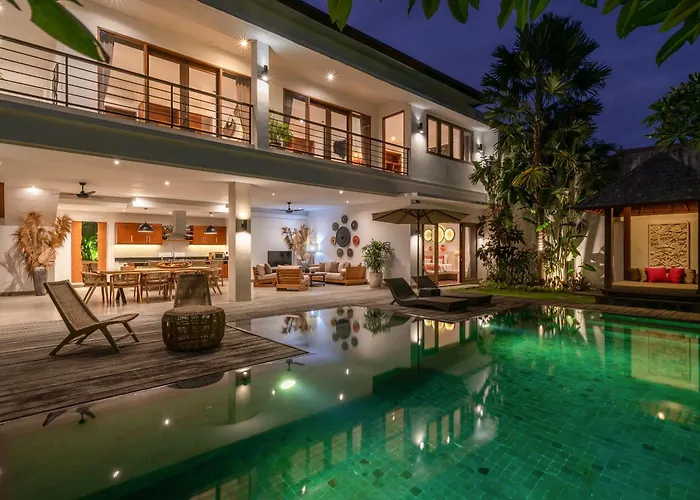 Lisy - Spacious 4br With Large Swimming Pool Villa Canggu (Bali)